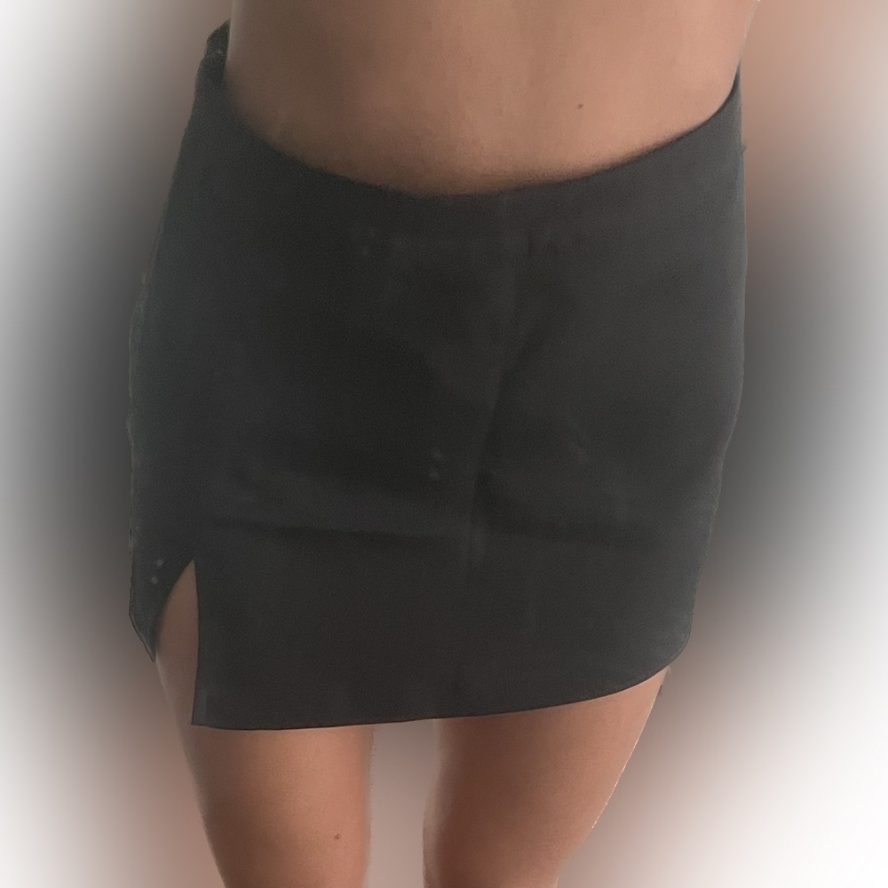 Steve Madden black mini skirt worn once